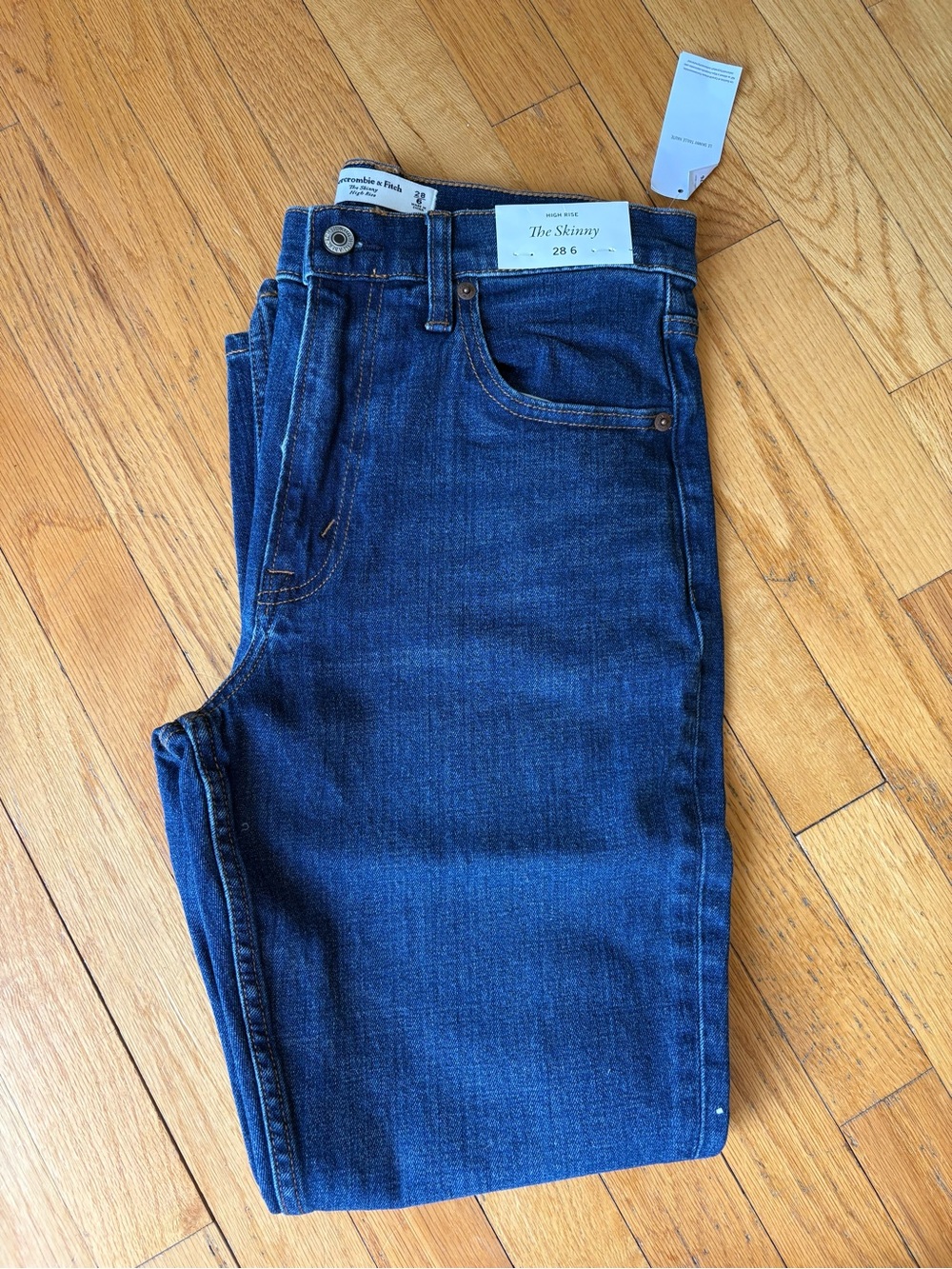 Abercrombie & Fitch The Skinny Jeans in Dark Blue